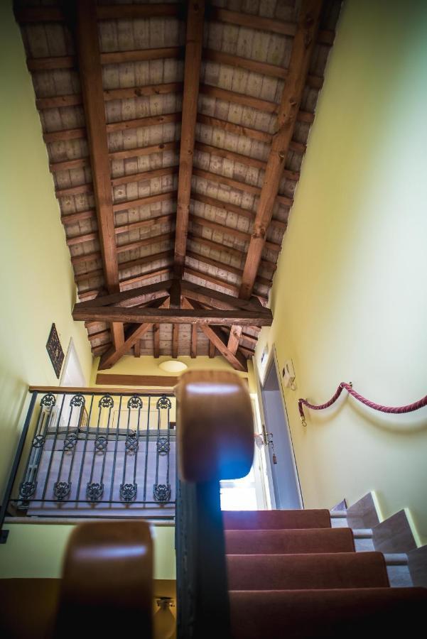 מונטפרנדונה B&B Palazzo Mestichelli Boutique Palace מראה חיצוני תמונה