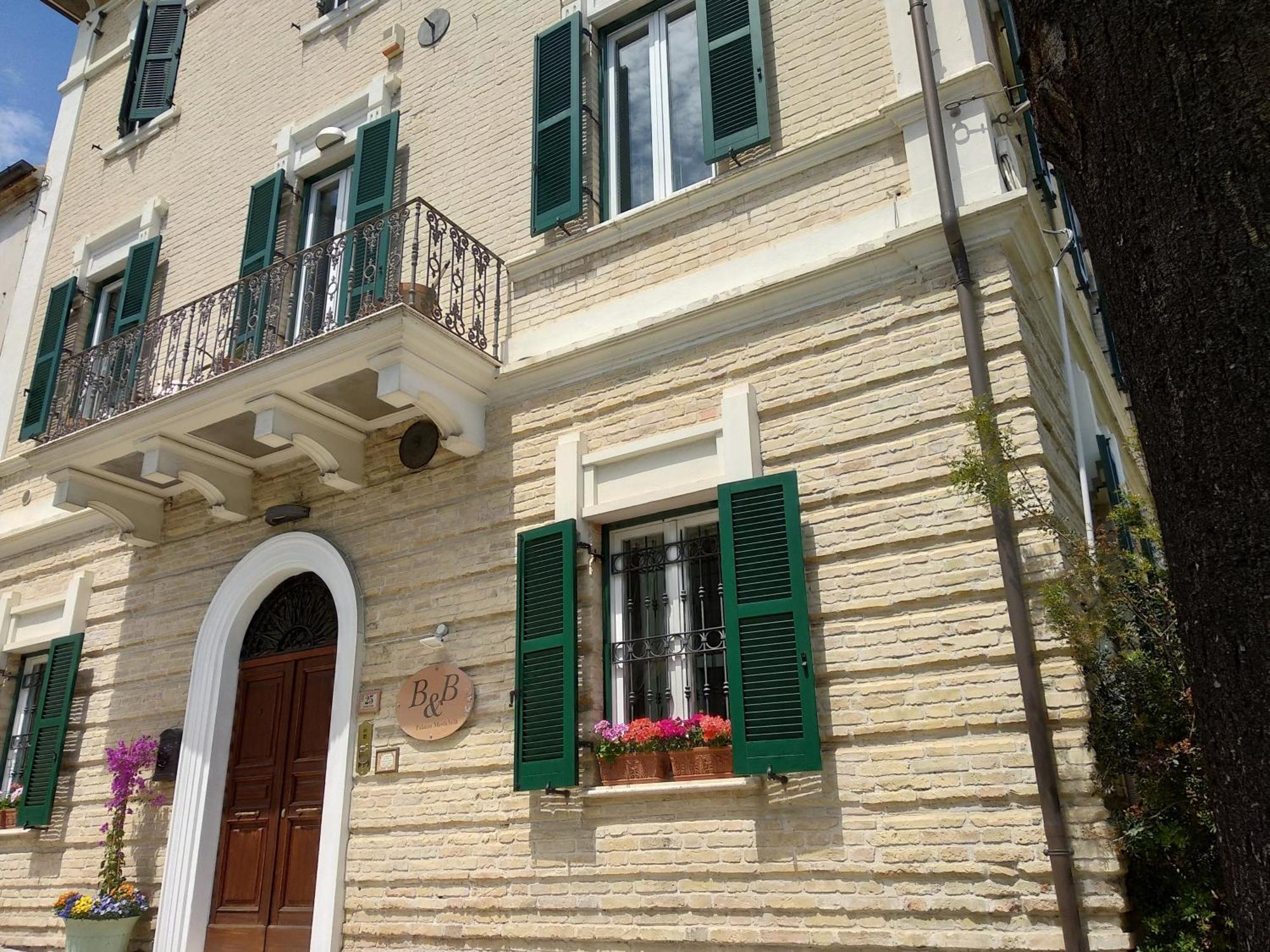 מונטפרנדונה B&B Palazzo Mestichelli Boutique Palace מראה חיצוני תמונה