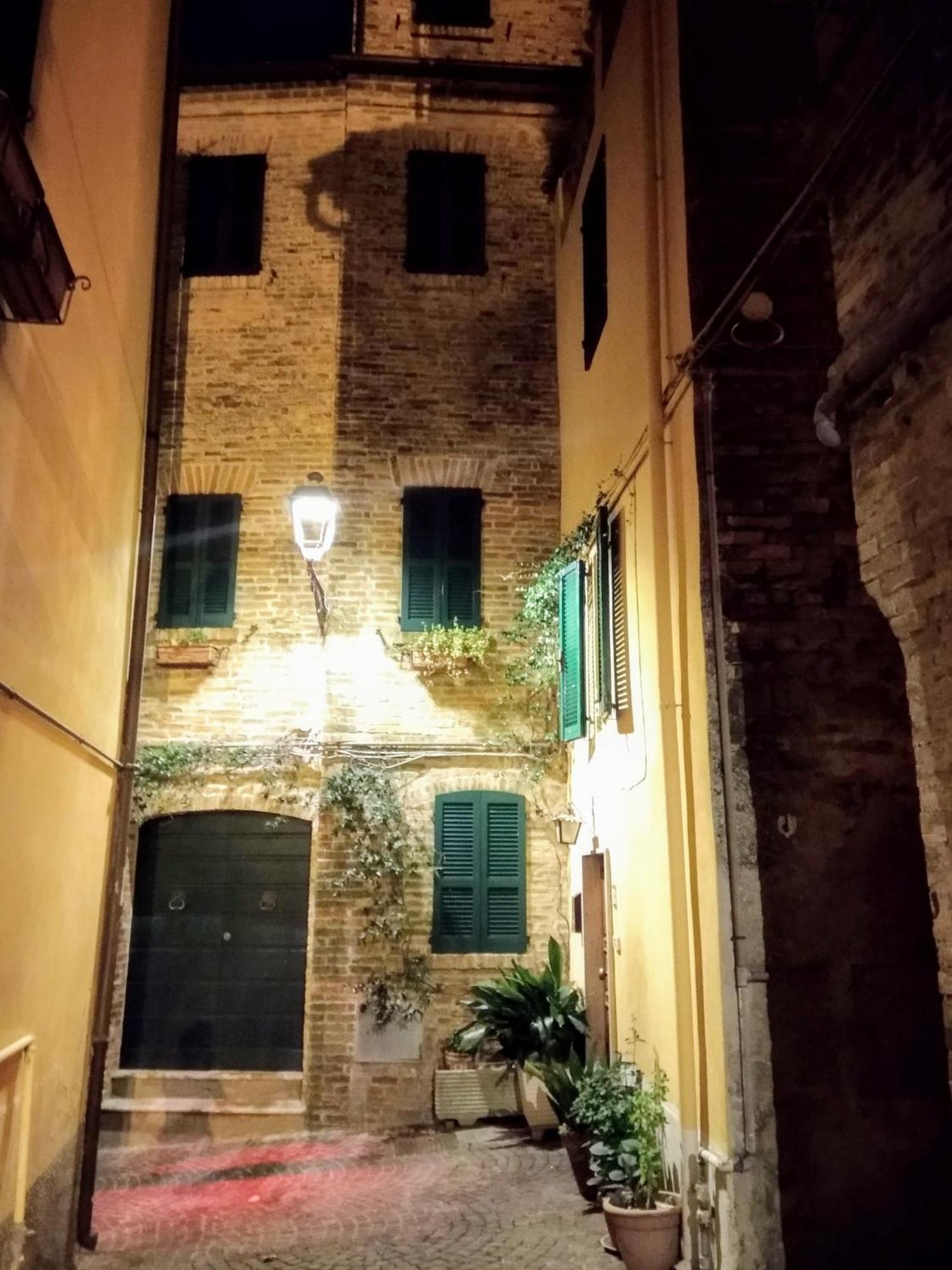 מונטפרנדונה B&B Palazzo Mestichelli Boutique Palace מראה חיצוני תמונה